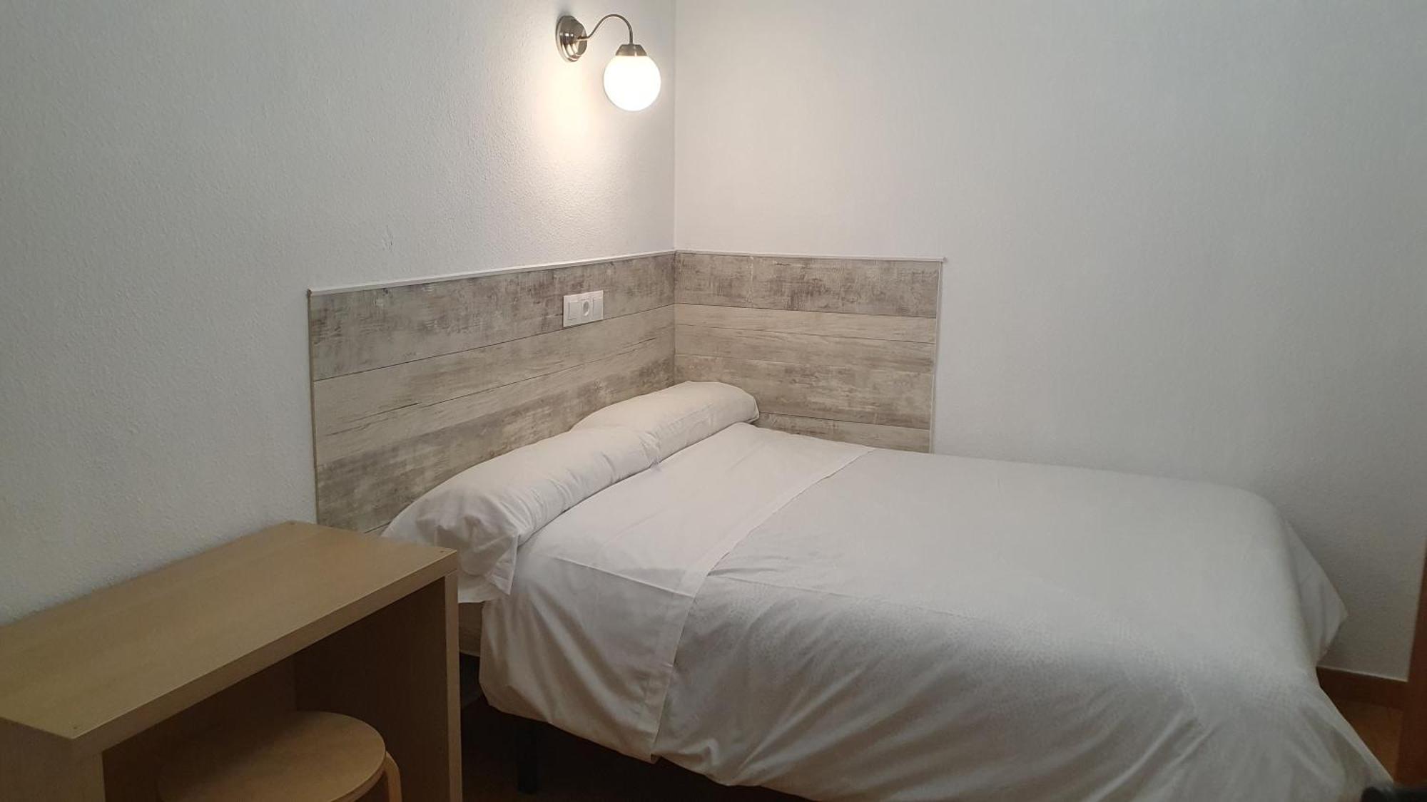 Hostal Ginebra -Madrid Centro Gran Via Sol- ภายนอก รูปภาพ